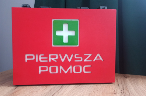 Skrzynka, walizka na urodziny, imprezę Pierwsza Pomoc Skrzynka, walizka na urodziny, imprezę Pierwsza Pomoc